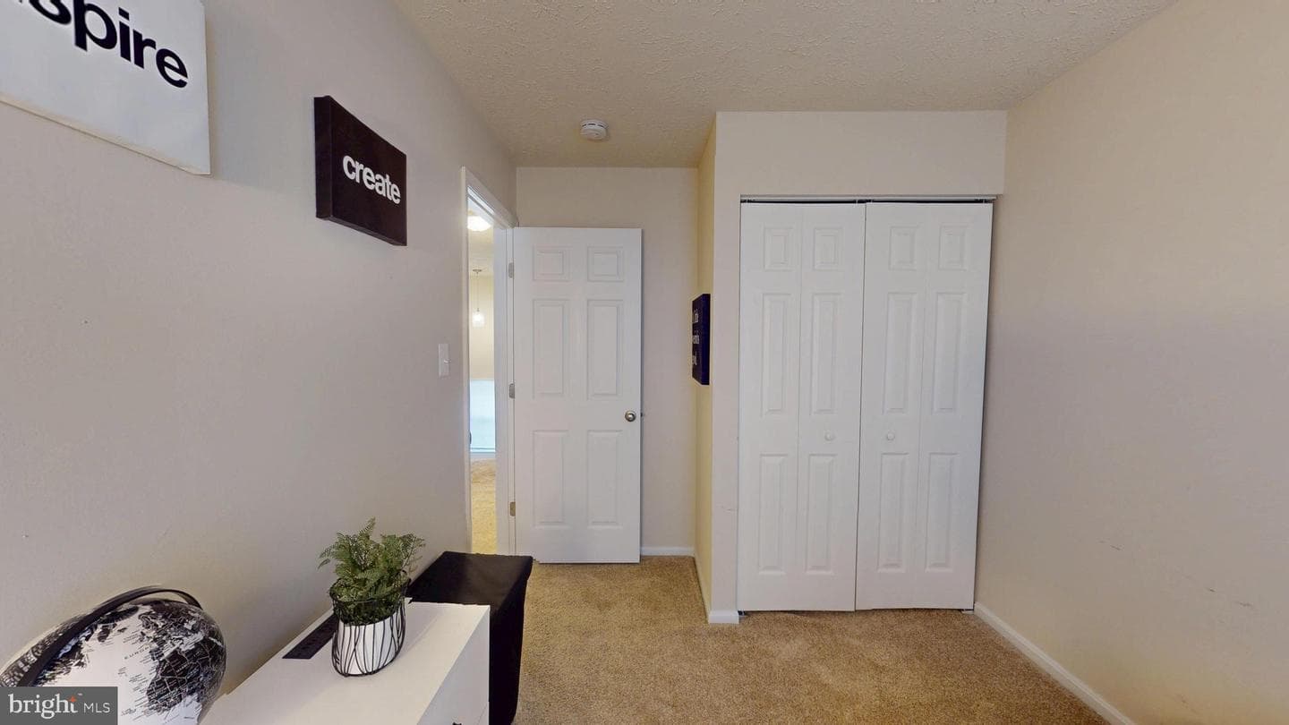 15 Oakside Lane photo 48
