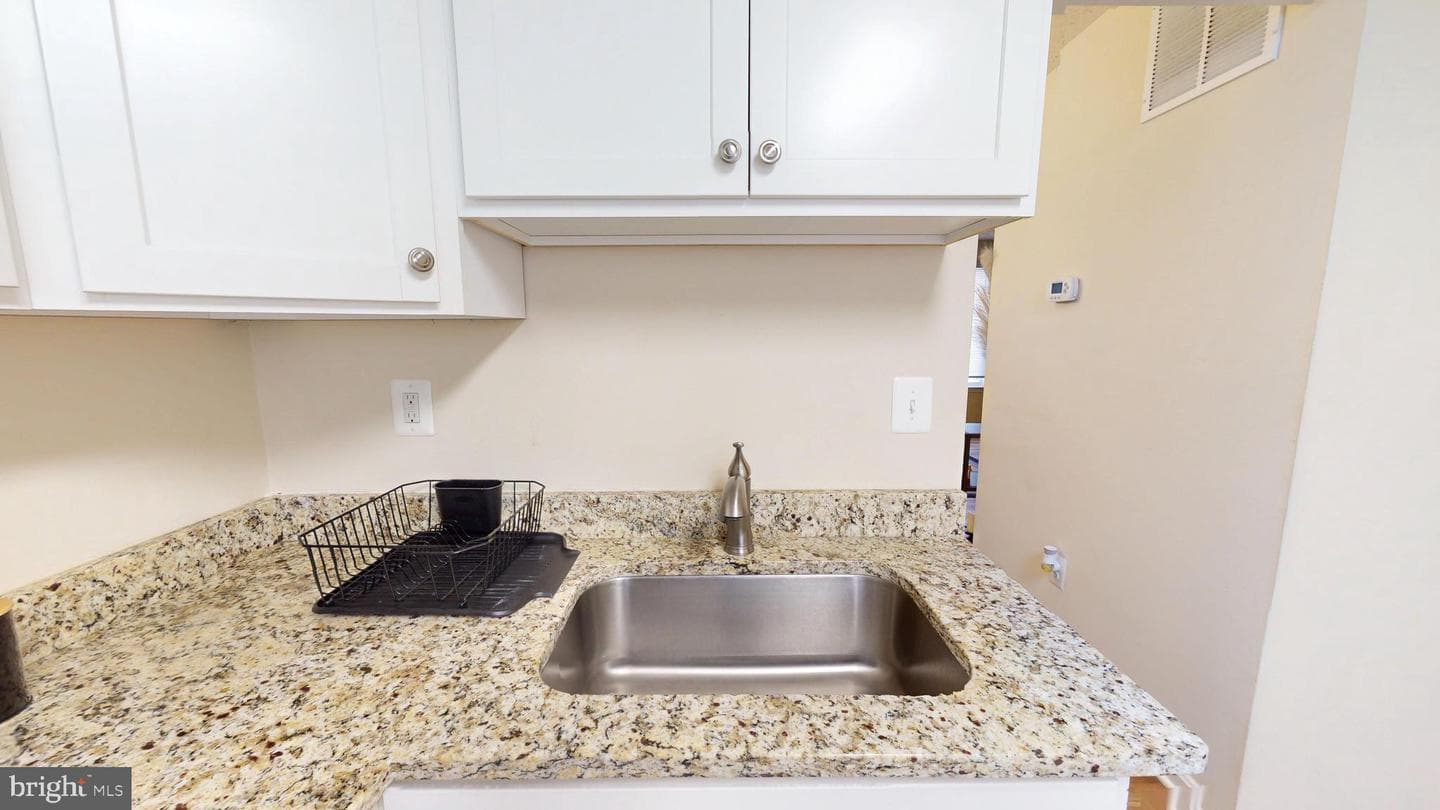 15 Oakside Lane photo 9