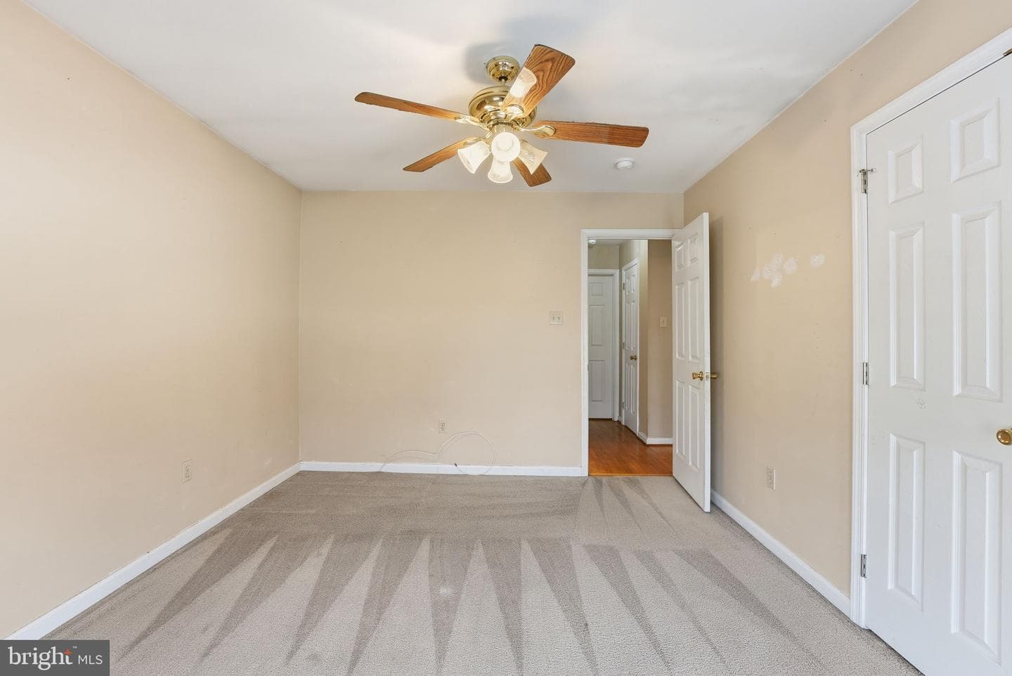 6870 Hawkins Gate Road photo 10