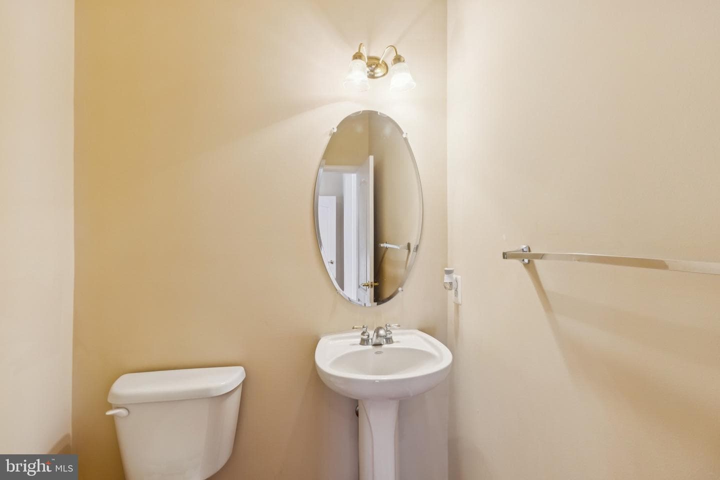 3380 Braemar Court photo 10