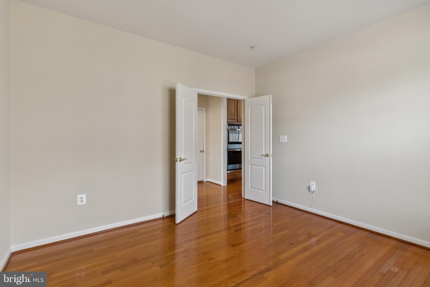 3380 Braemar Court photo 25