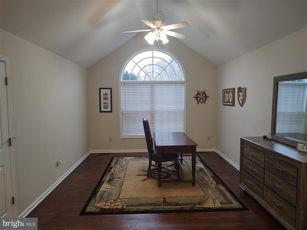 7120 Langley Court photo 17