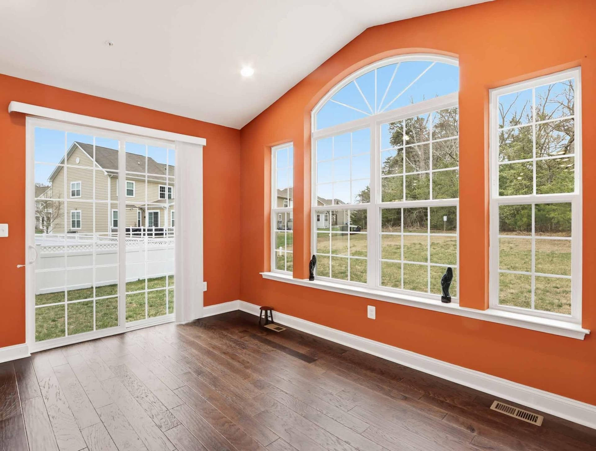 4475 Irish Peach Court photo 4