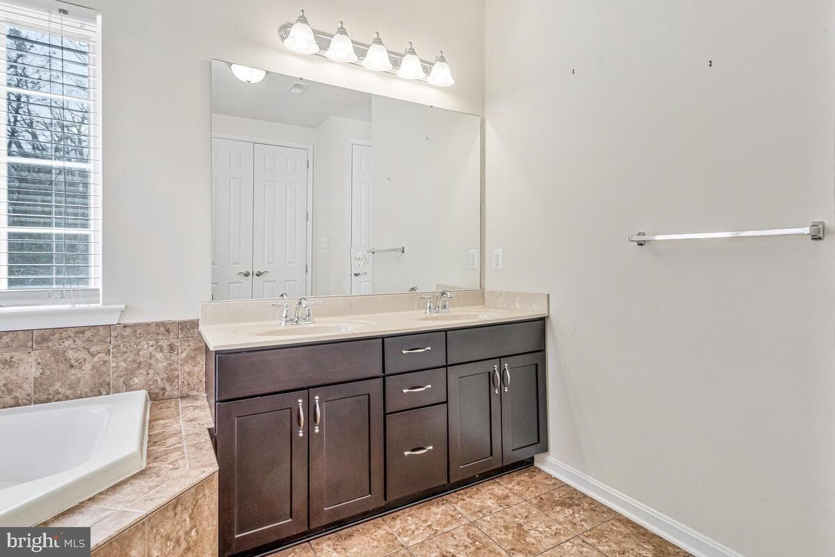 14426 Shadow Ridge Court photo 31