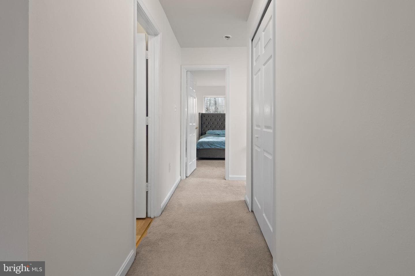 10906 W Point Place photo 16