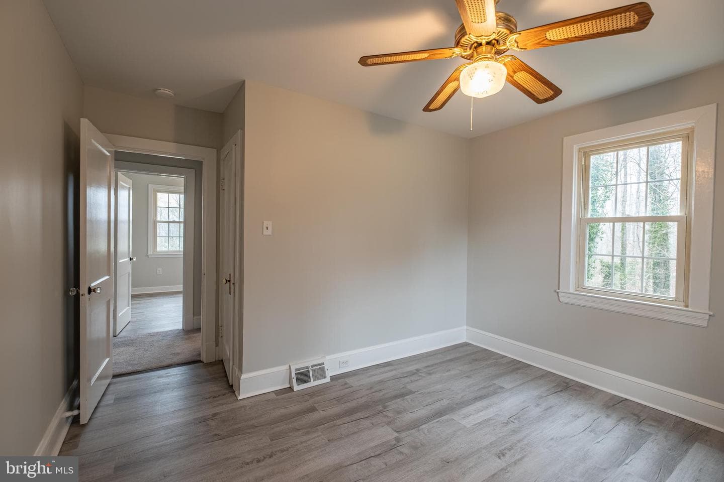 5680 Bryantown Road photo 12