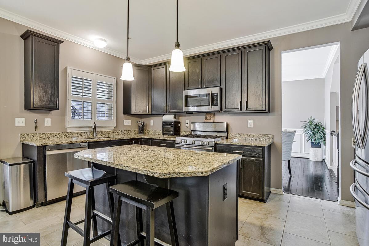10431 Stone Pine Avenue photo 11