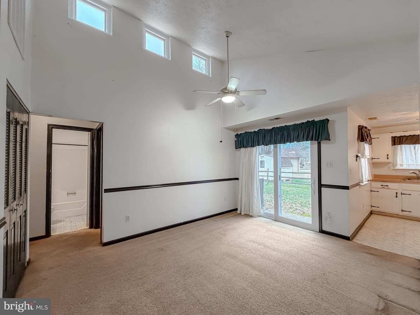 2498 Wakefield Circle photo 5