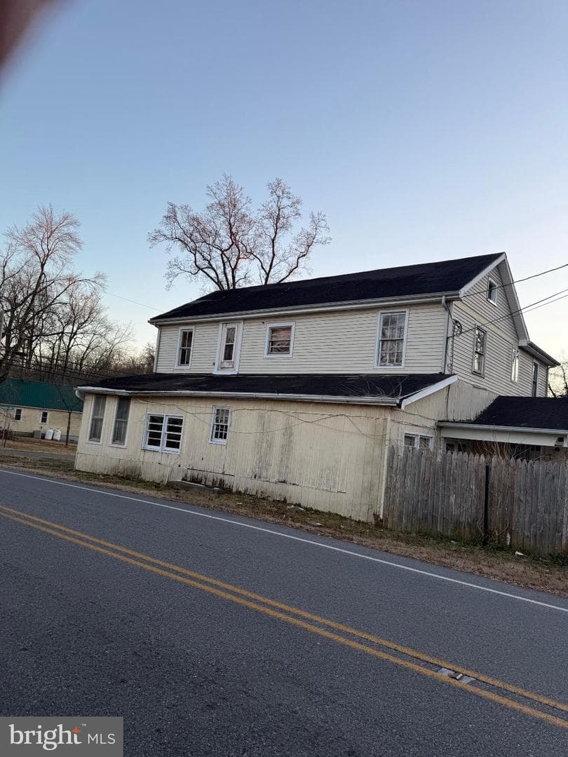 5105 Marbury Road, Marbury