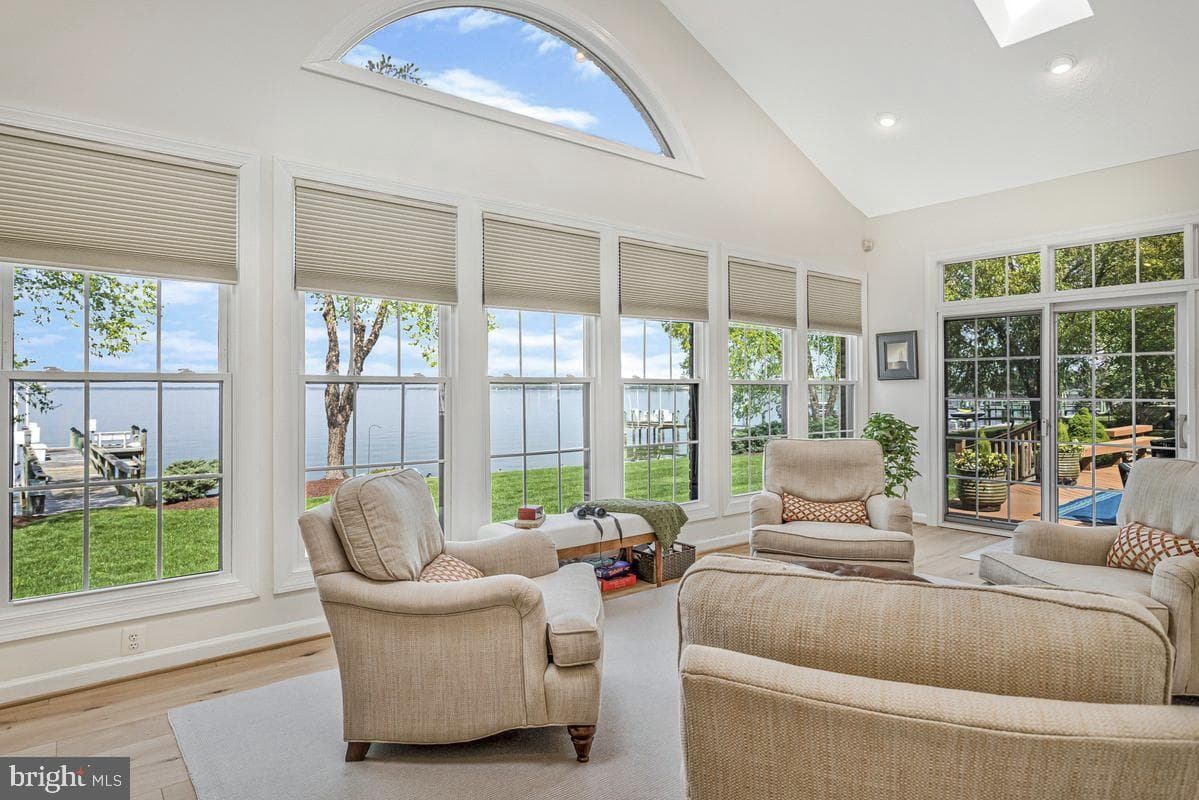 11610 Bachelors Hope Court, Issue