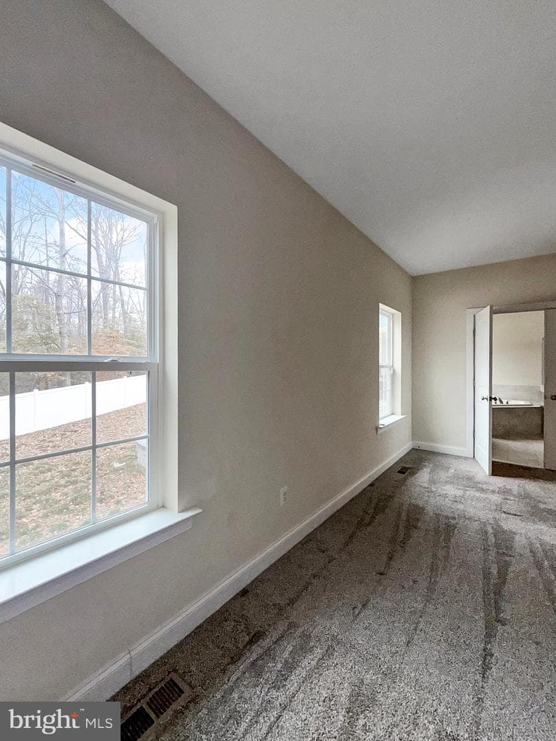 2829 Deer Creek Court photo 11