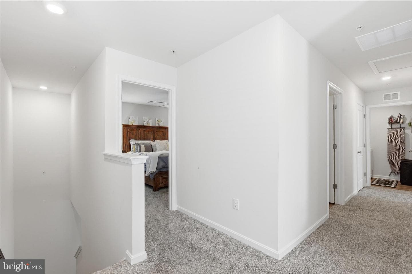 462 Mossy Grove Ln photo 21