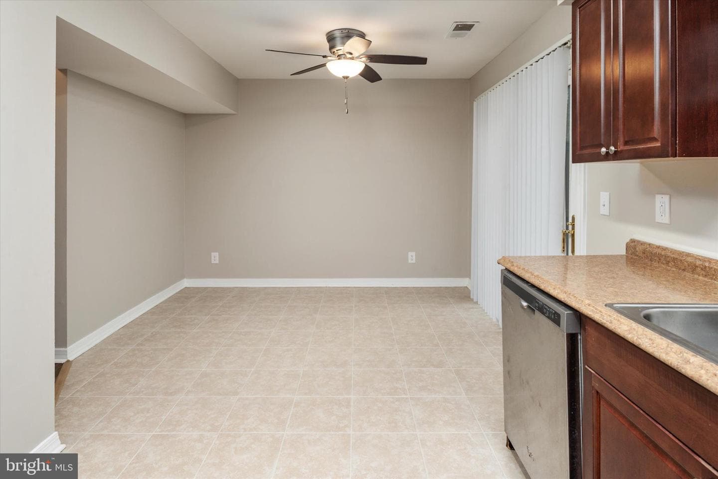 800 Larkspur Court #7b photo 10
