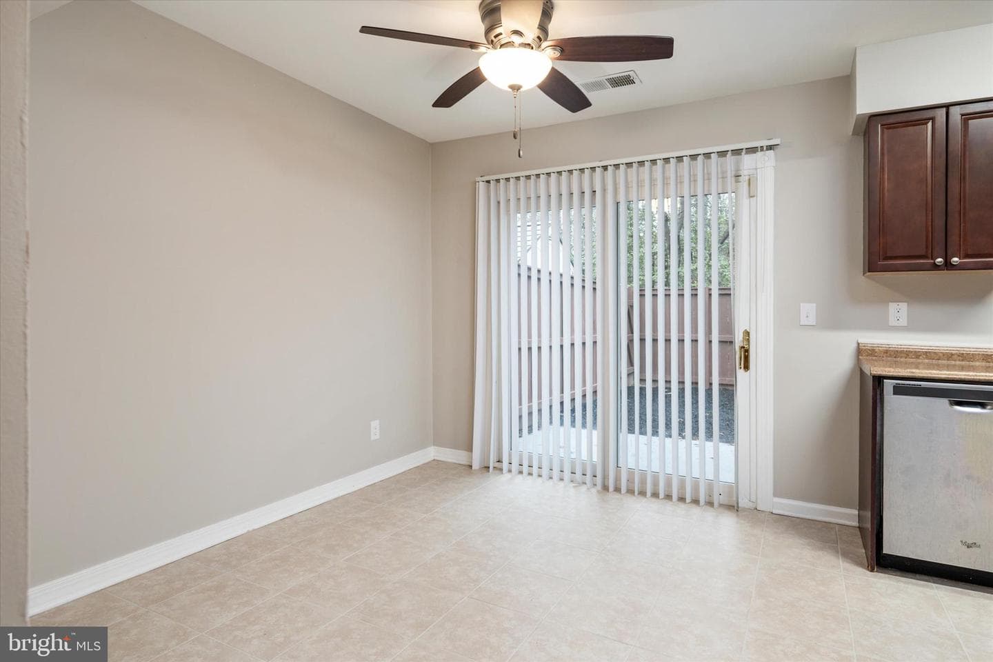 800 Larkspur Court #7b photo 11