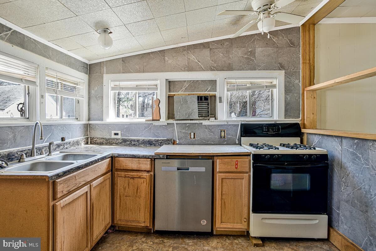 15401 Potomac River Drive photo 8