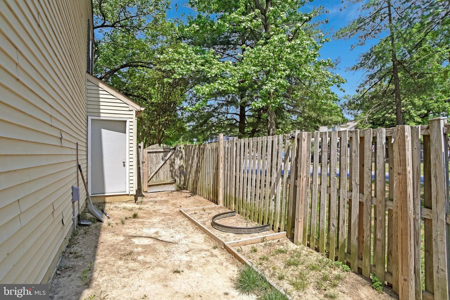 1 Dale Drive photo 33