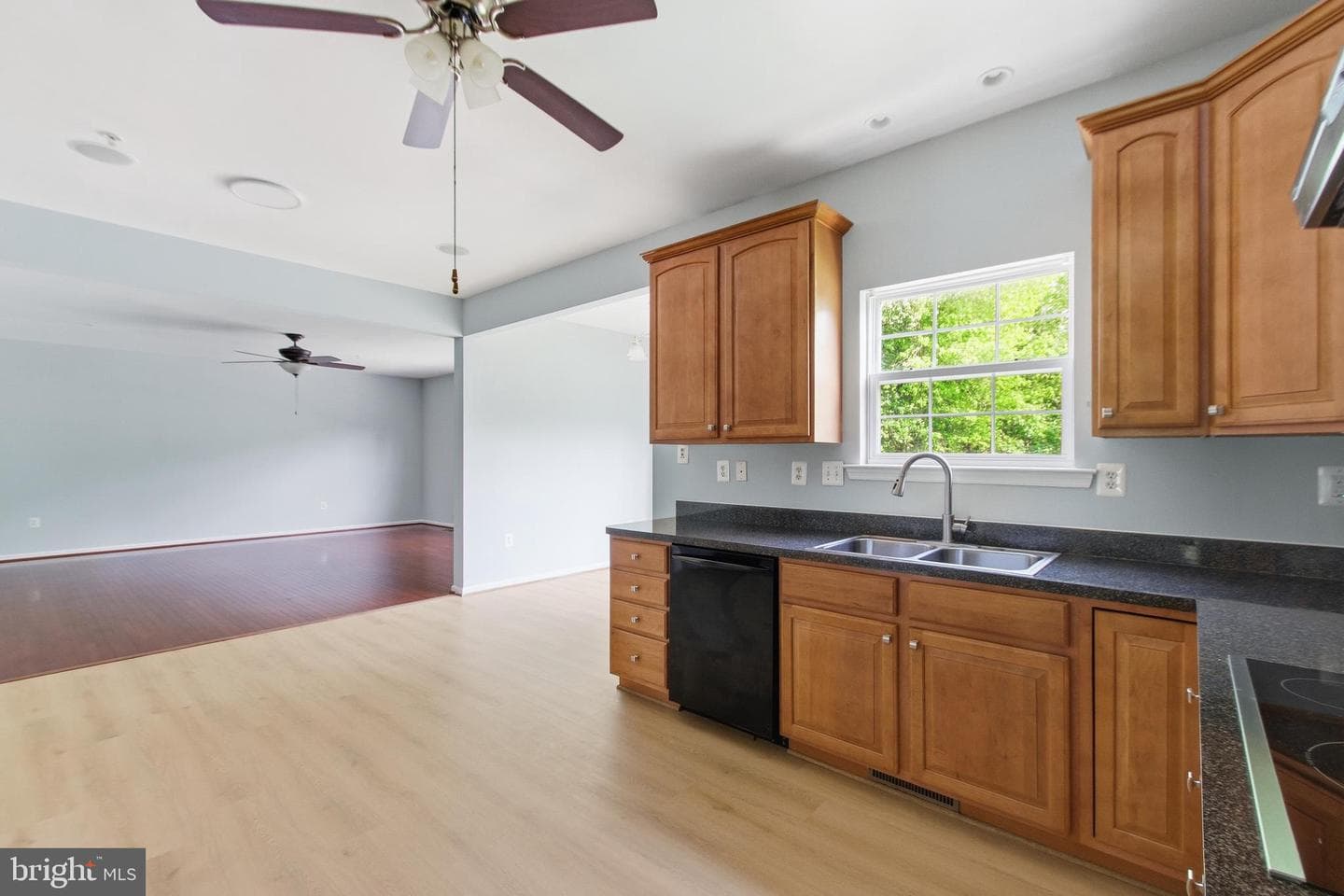 6284 Baywood Court photo 15