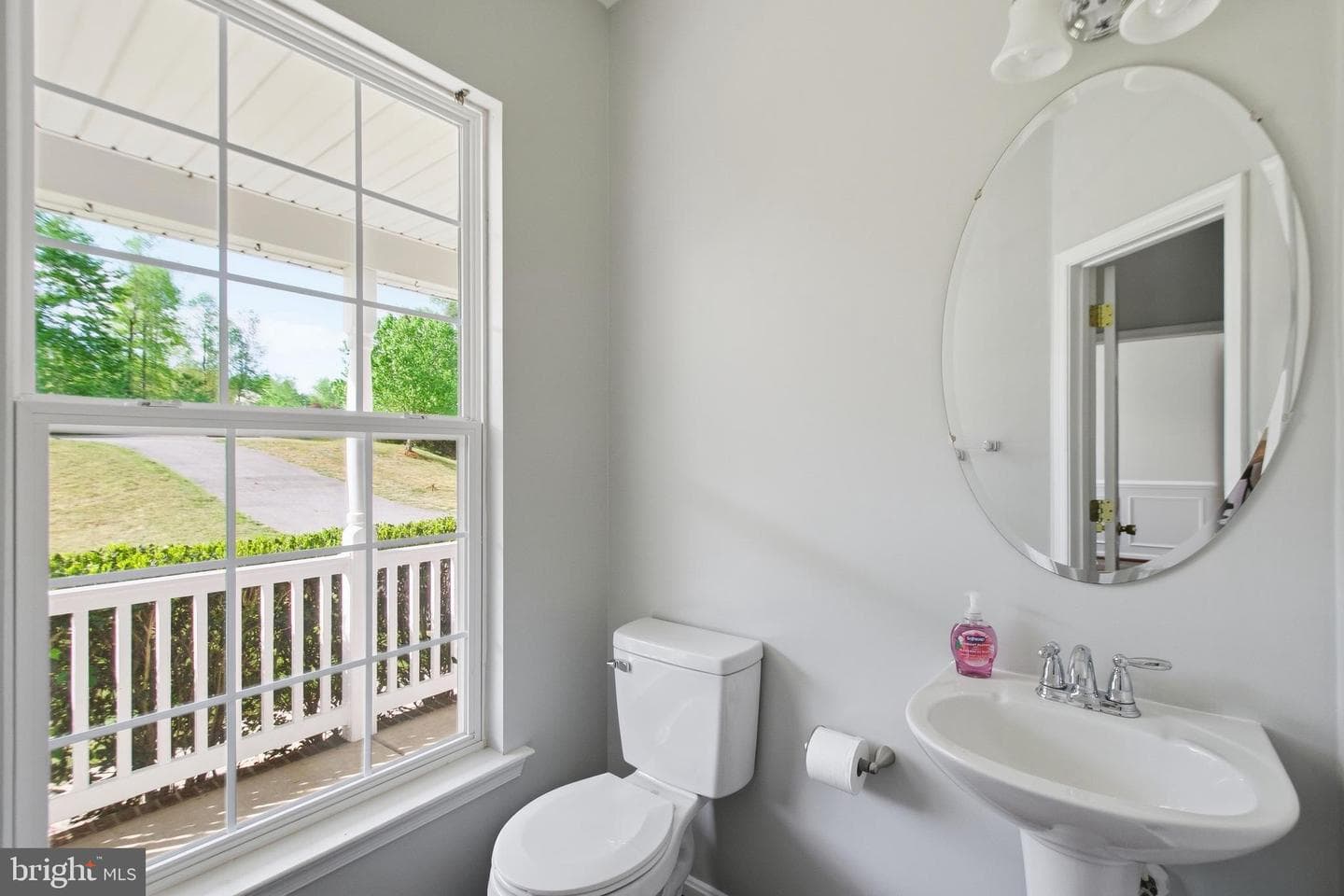 6284 Baywood Court photo 27