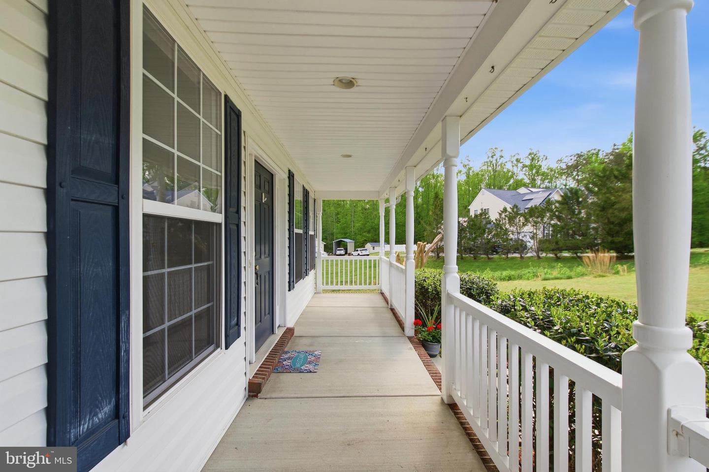 6284 Baywood Court photo 4