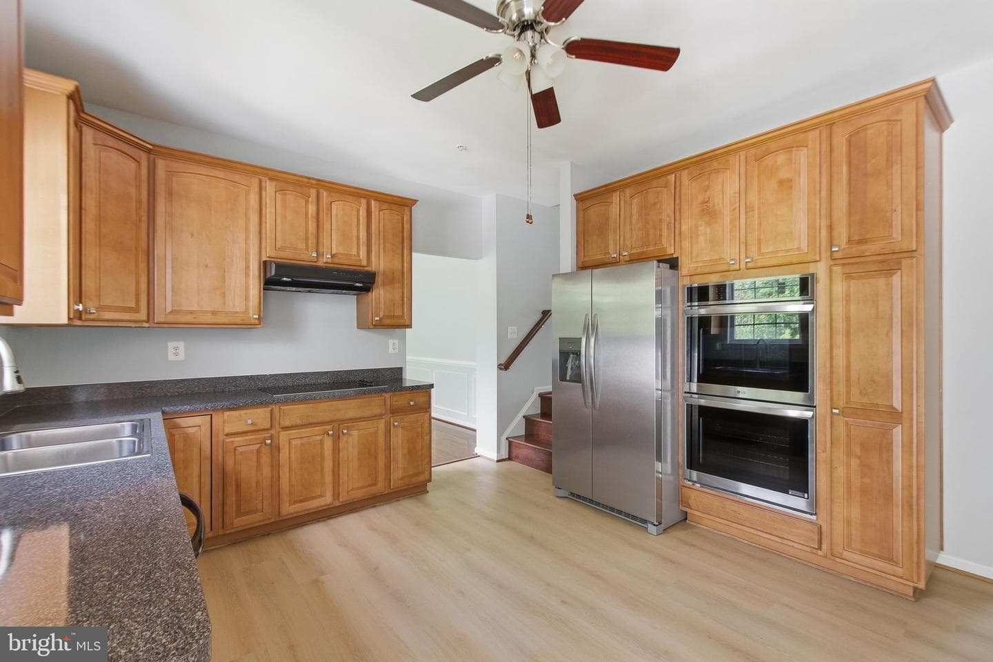 6284 Baywood Court photo 9