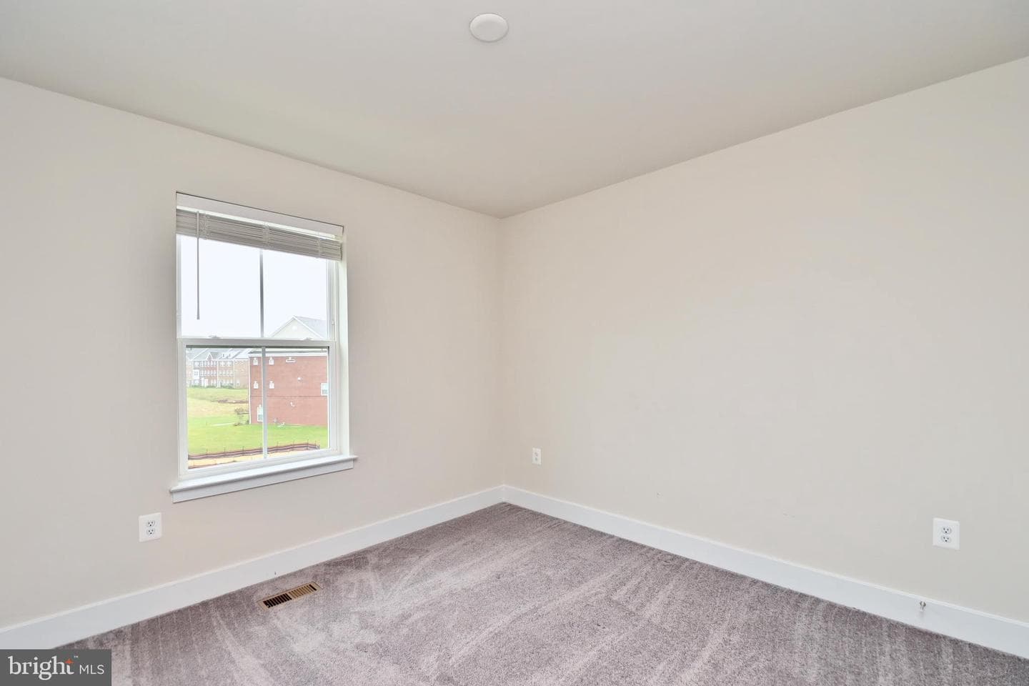 4107 Charles Dickens Dr photo 31