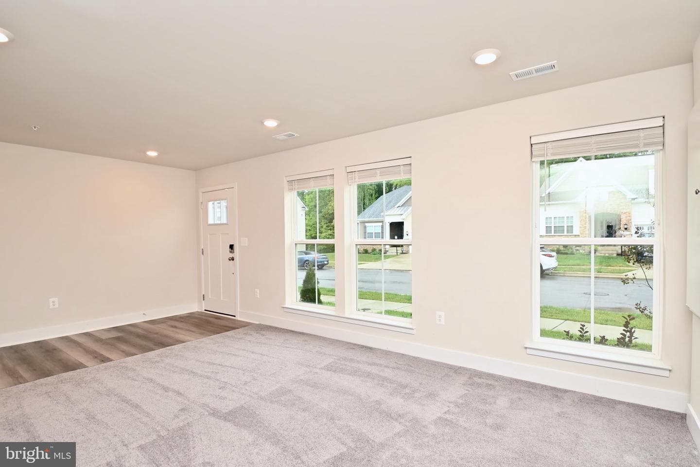 4107 Charles Dickens Dr photo 8
