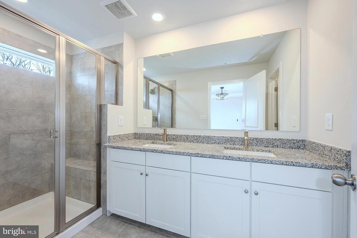2762 Bridgewater Drive photo 30