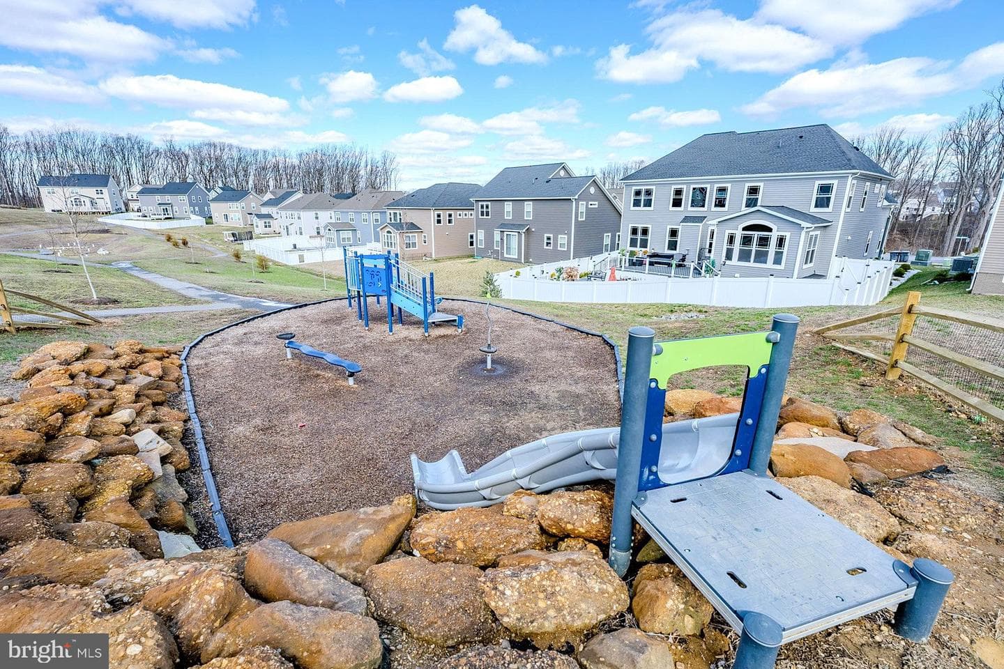 2762 Bridgewater Drive photo 45
