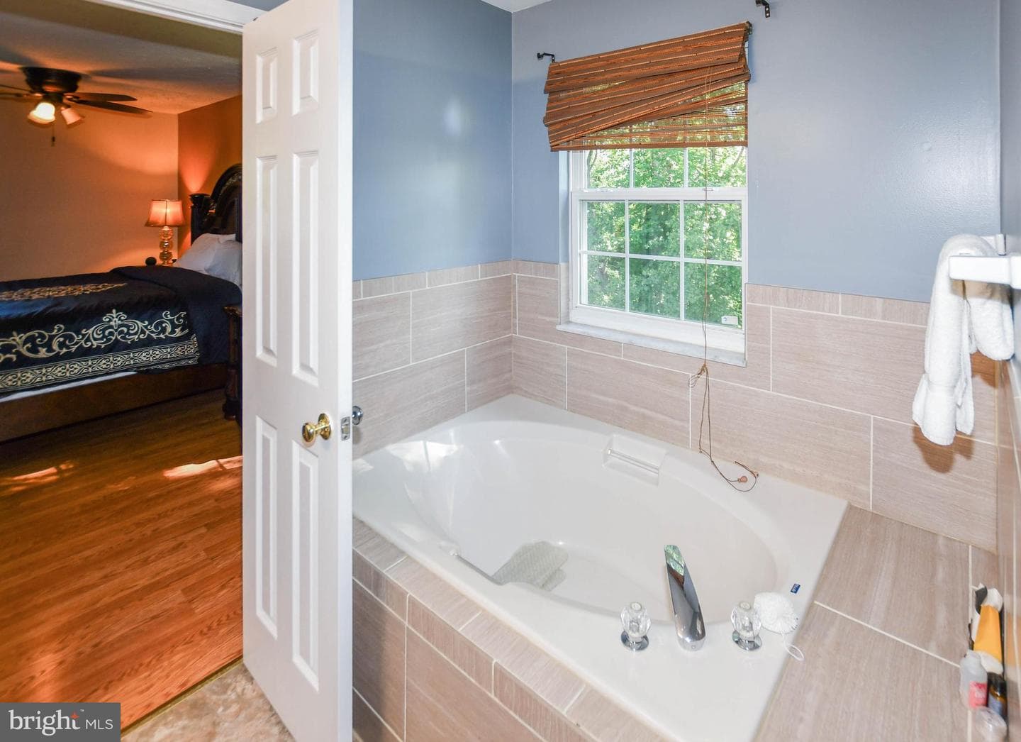 2424 Vidalia Court photo 32