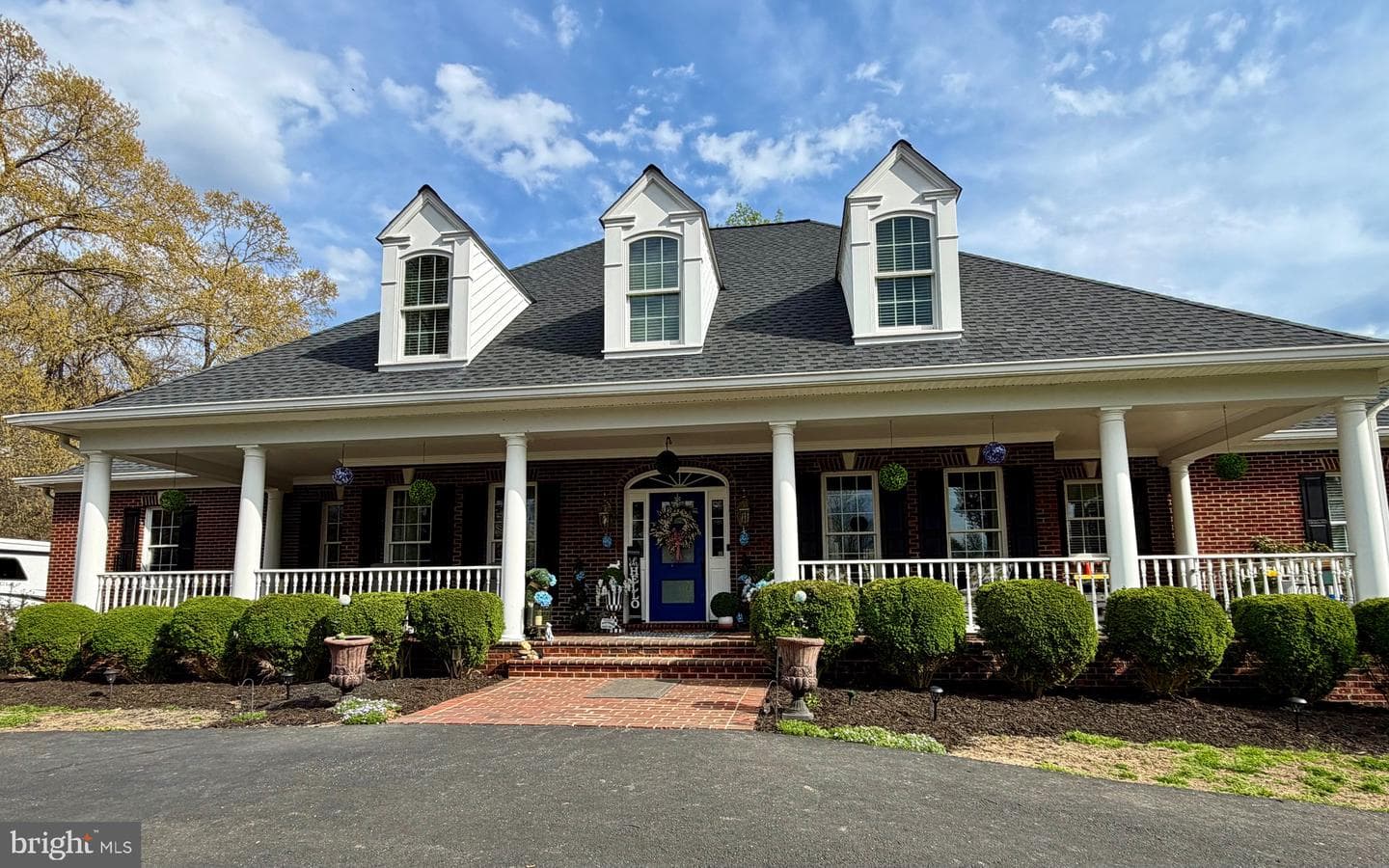 6440 Fieldcrest photo 4