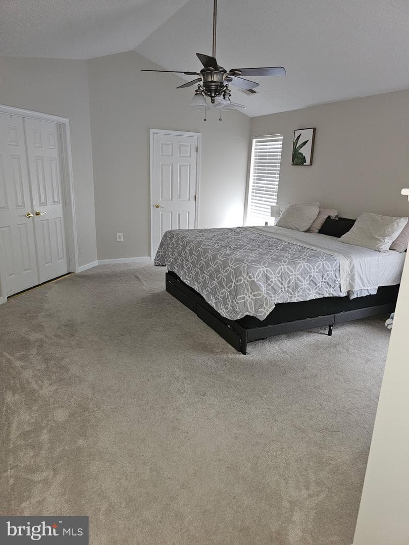 220 Williamsburg Circle photo 16