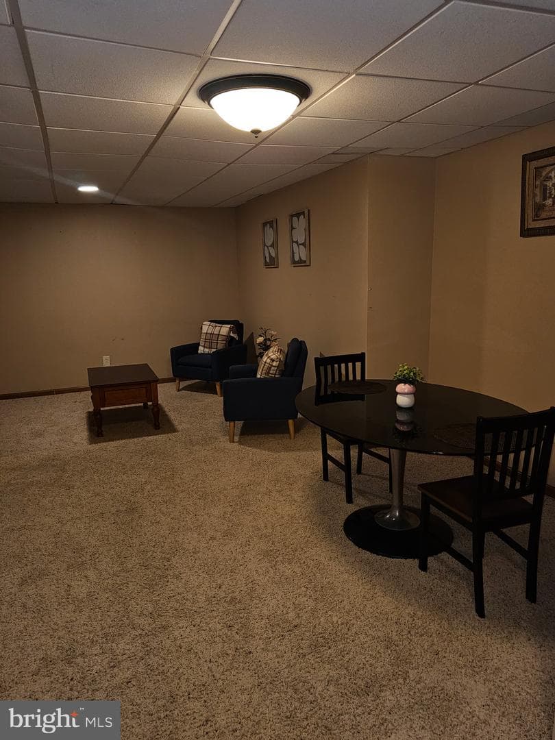 220 Williamsburg Circle photo 6