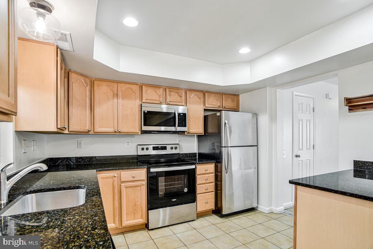 3837 Kearnys Inn Place photo 11