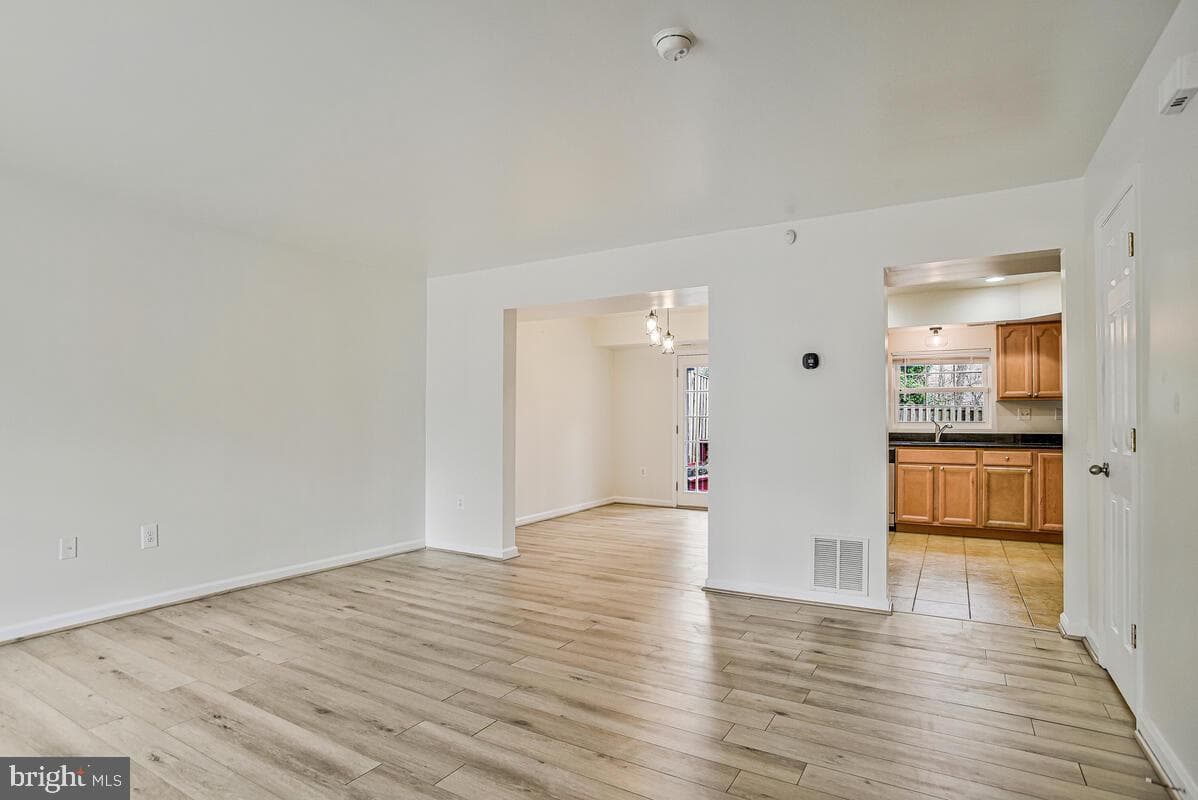 3837 Kearnys Inn Place photo 3