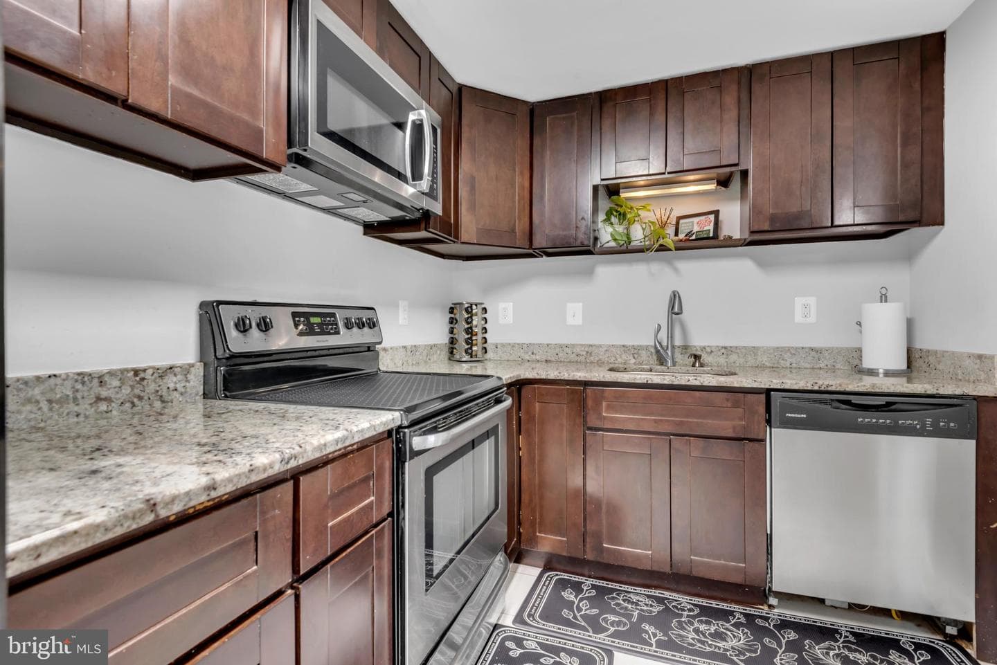 4207 Quigley Court photo 6