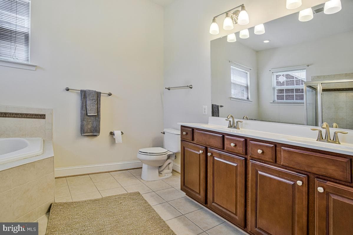 11094 Commanders Lane photo 12