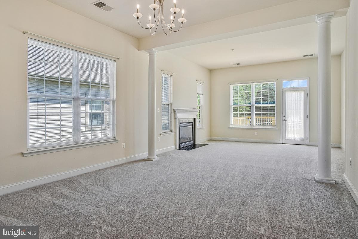 11094 Commanders Lane photo 3