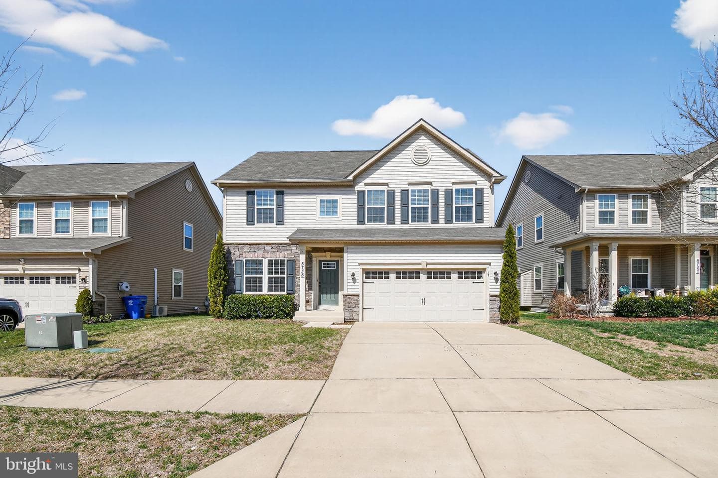 5738 River Shark Lane photo 2