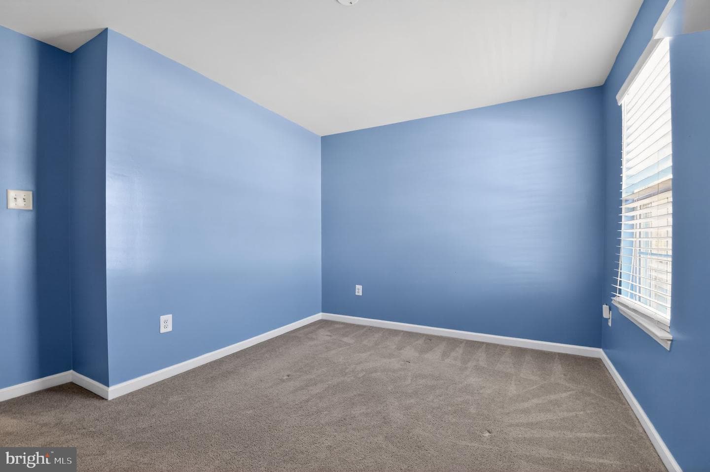 5738 River Shark Lane photo 23