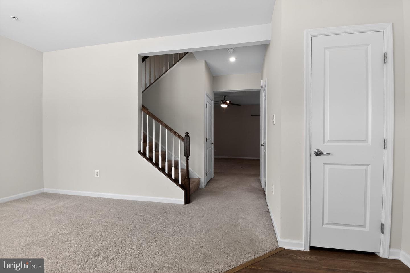 5738 River Shark Lane photo 4