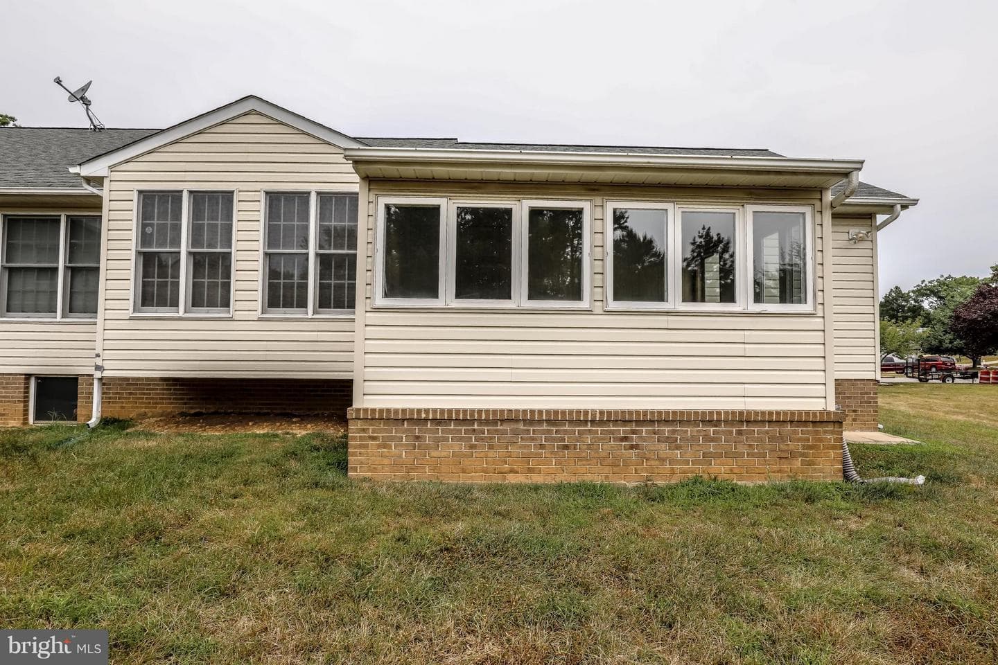 201 Shining Willow Way photo 5