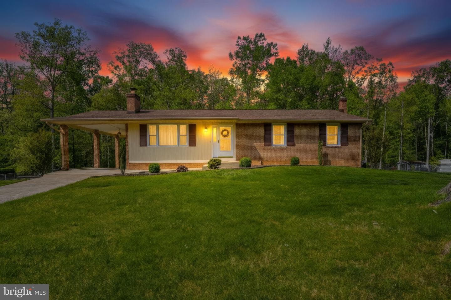 13110 Hickory Avenue photo 2