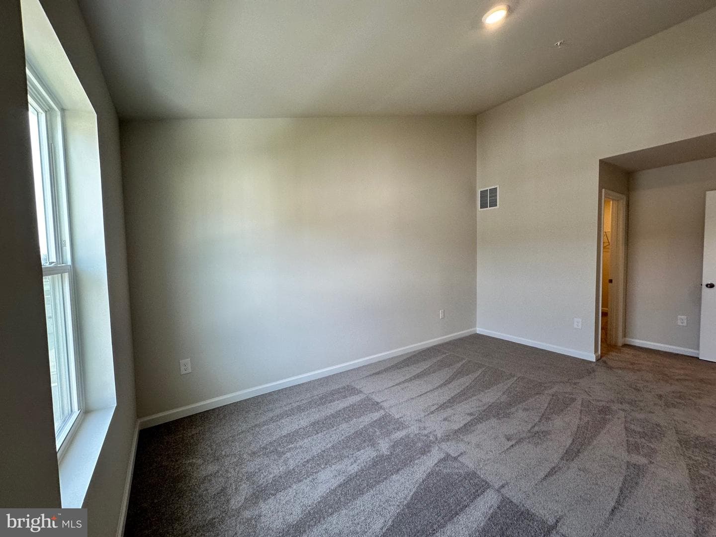 5640 Ludlow Place photo 22