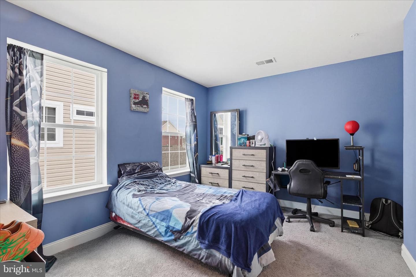 4529 Shakespeare Circle photo 38