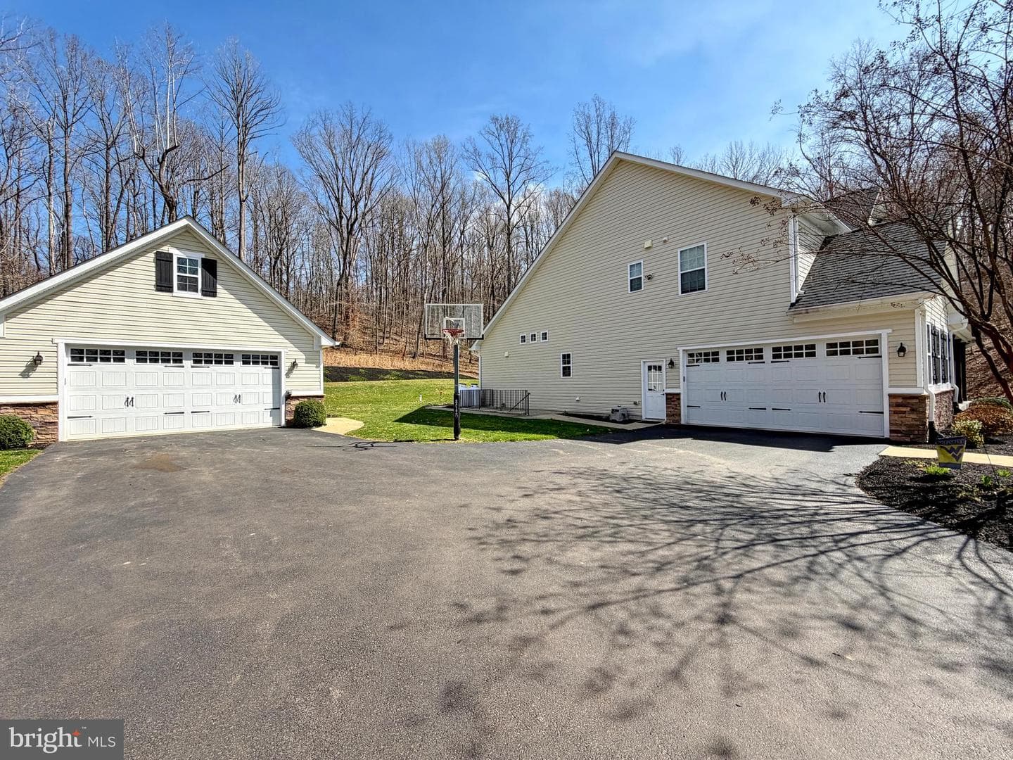 11504 Thicketty Holly Place photo 4