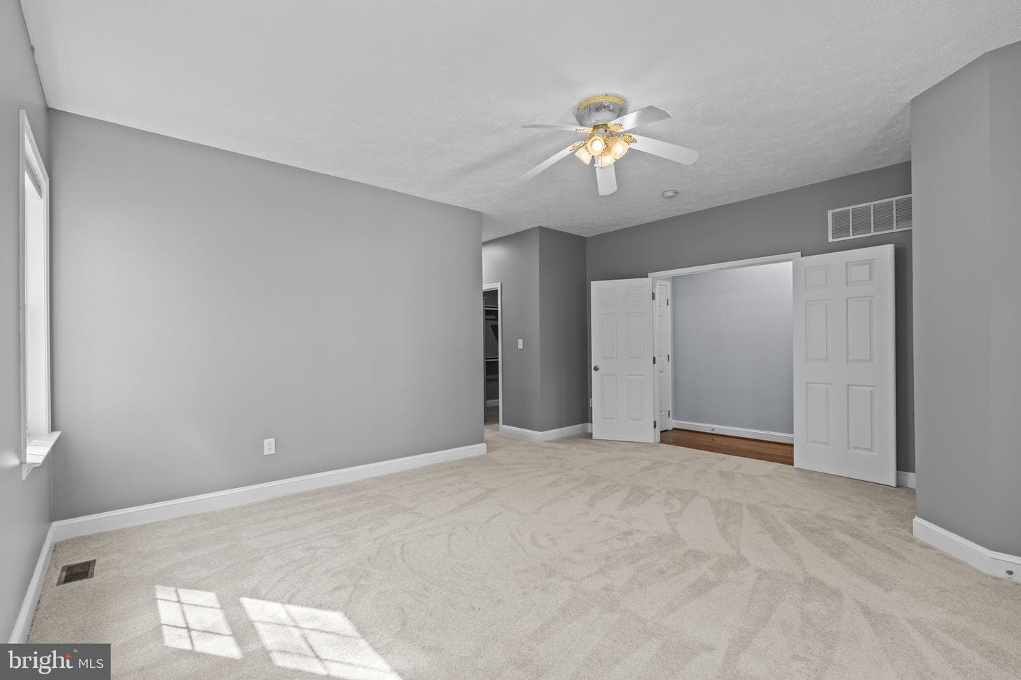 11315 Lord Baltimore Drive photo 32