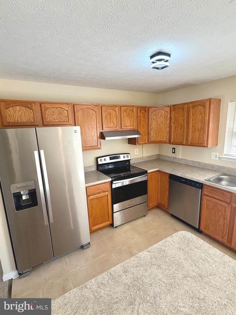 7037 Heather Drive photo 10