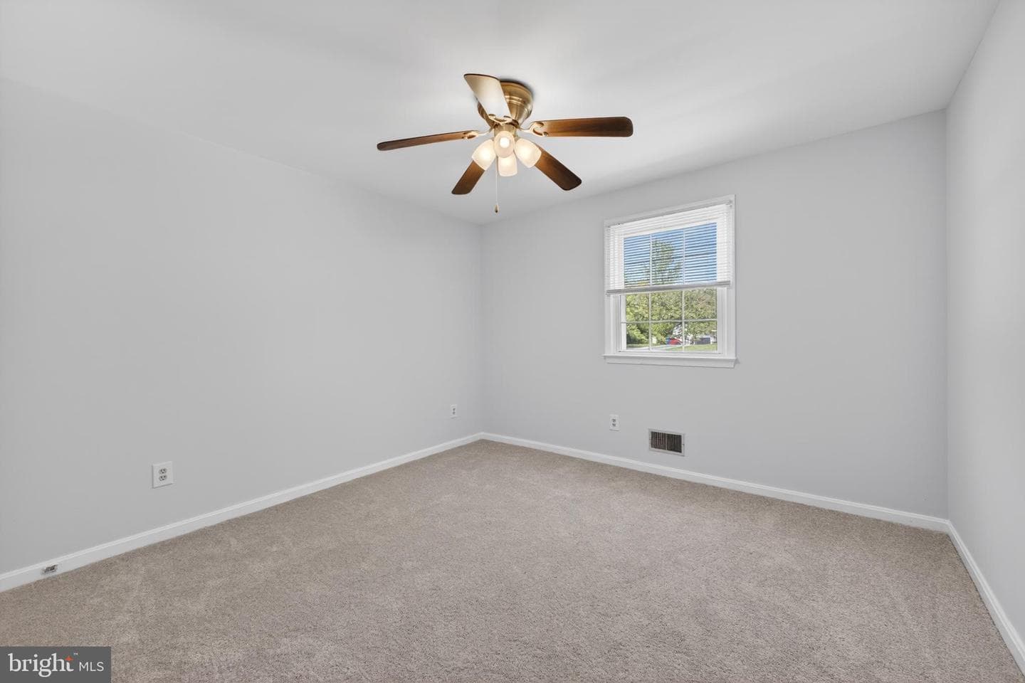 7450 Belle Ridge Court photo 34