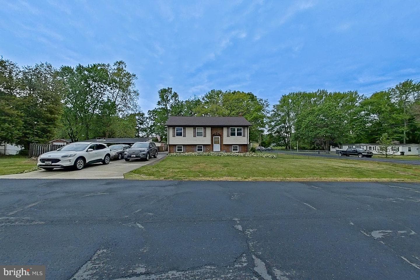 10205 Ford Terrace photo 2