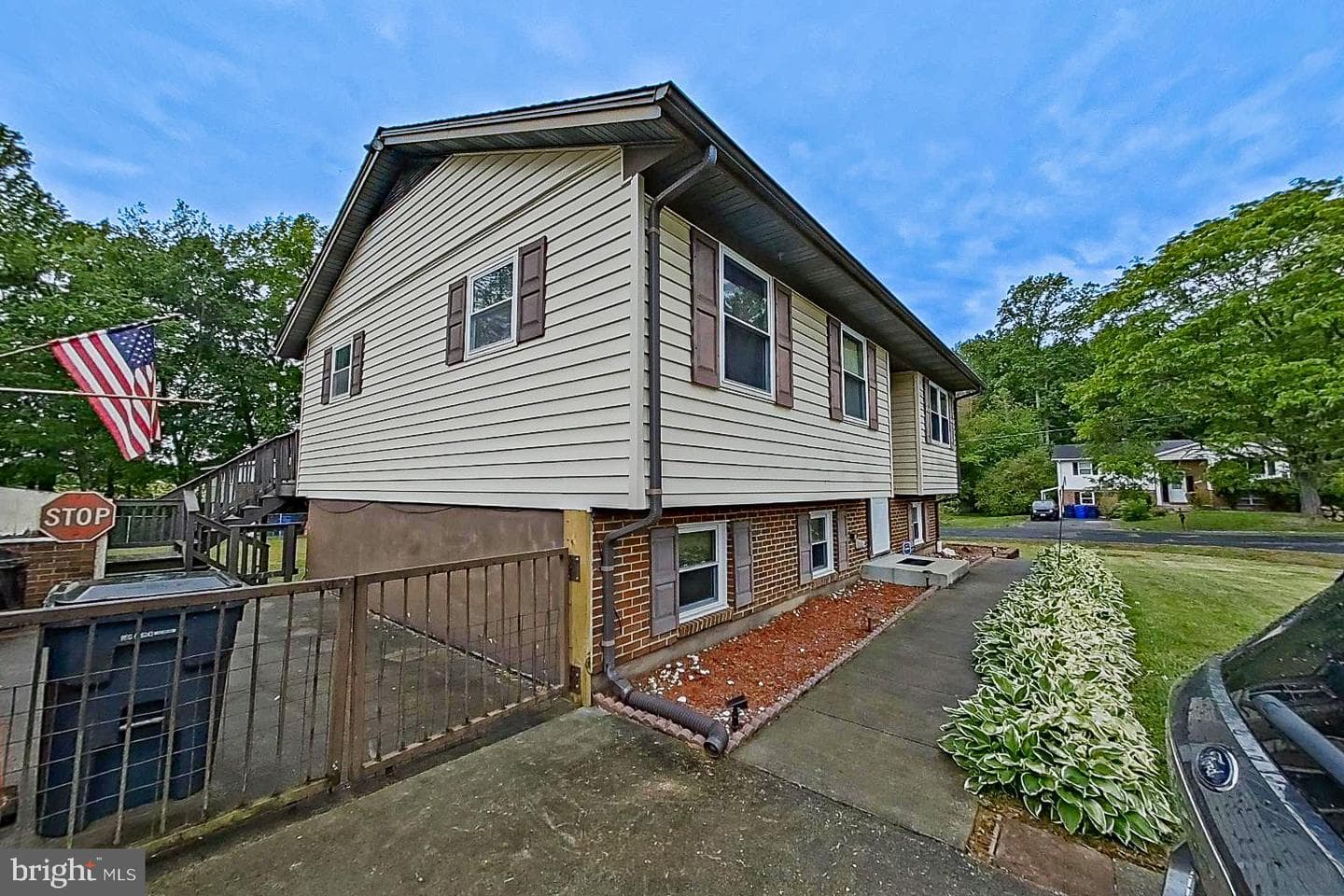 10205 Ford Terrace photo 6